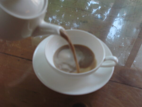 261. 何必, milk tea